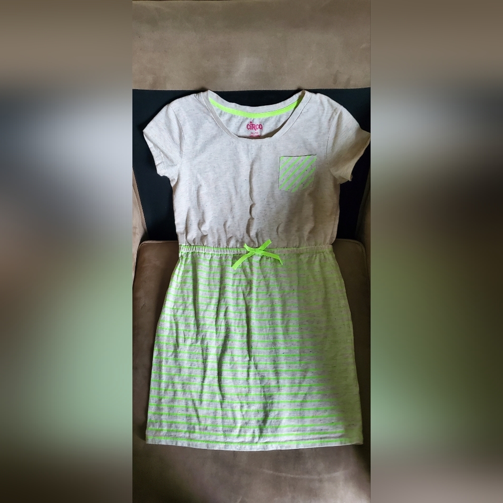Girls Casual Circo Dress Size XL